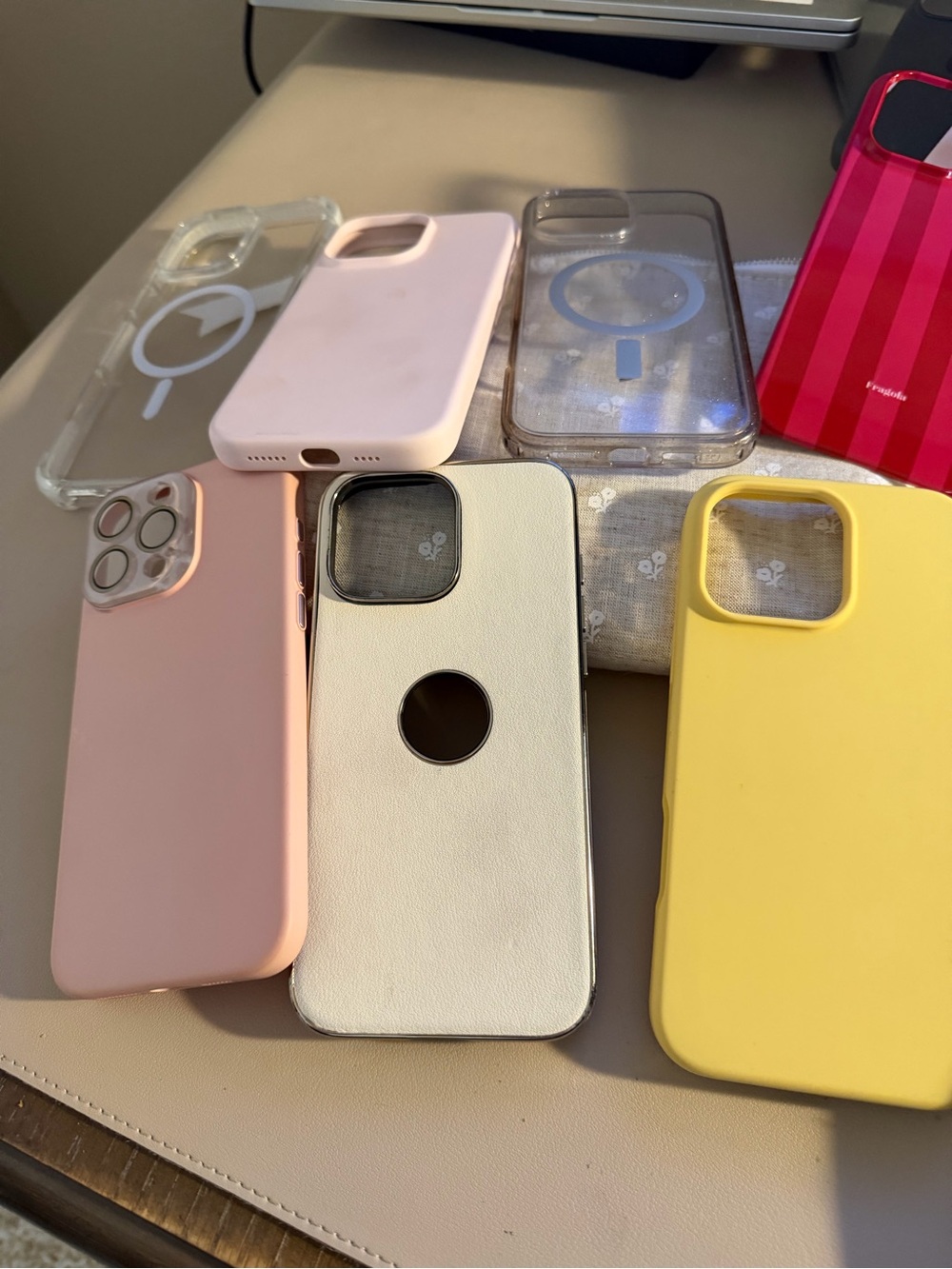 Apple iPhone 16 pro max Case Lot in Pink, Clear, White, Yellow